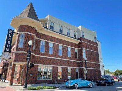City extends museum’s use agreement 2 more weeks, membership meeting looms