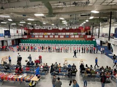 Nearly 300 archers compete in Broken Arrow for awards, qualifying scores